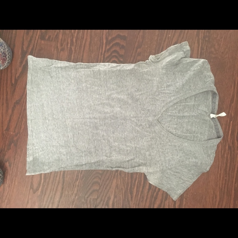 Under Armour grey tshirt